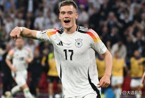 8次关键传球打脸曼联名宿！21岁德国天才用数据告诉斯科尔斯：利物浦的DNA里可以加入传控